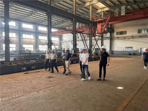【管理纵横】尊龙凯时ag集团董事长张汉文一行赴所属钢结构公司诸暨加工基地调研指导